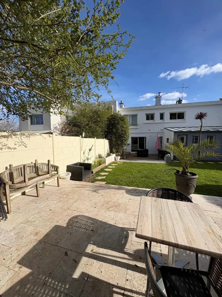Jardin - Maison Familiale avec Jardin au Calme à Lorient