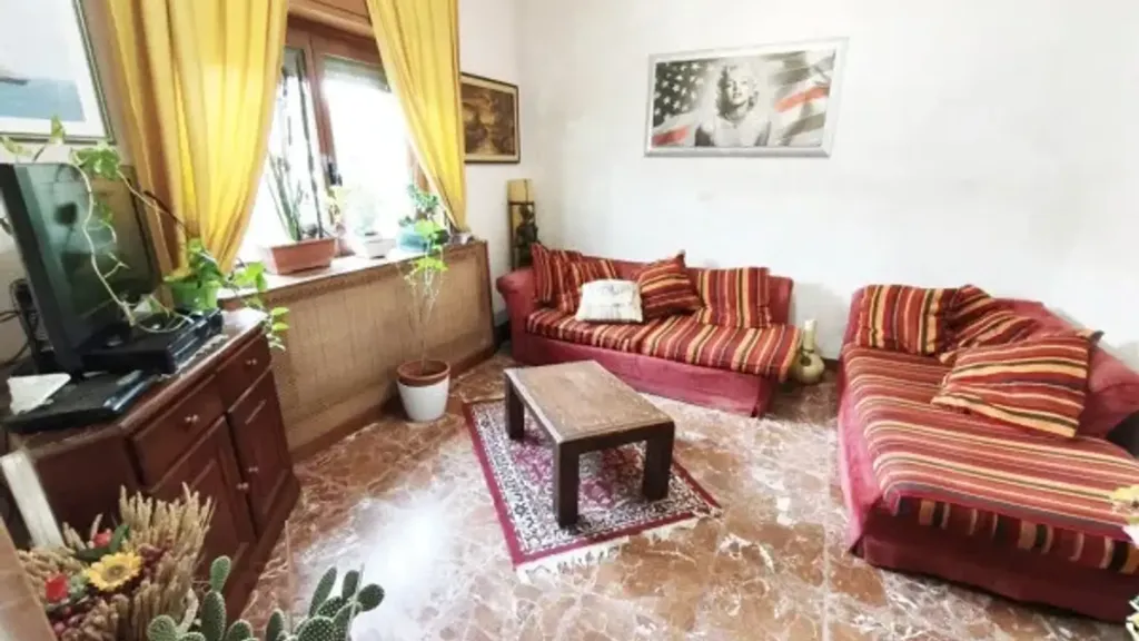 Elutuba - Detached House with Garden in Avezzano