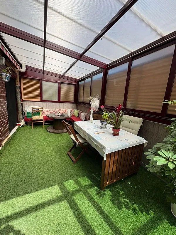 Terrace - Apartment with Terrace in La Cistérniga
