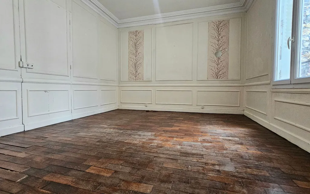 Stanze - Haussmannian Flat with Balcony in Reims Centre