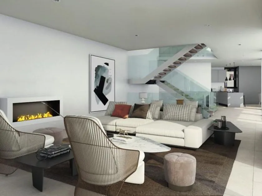 Elutuba - Contemporary Villa with Pool in Alcaidesa