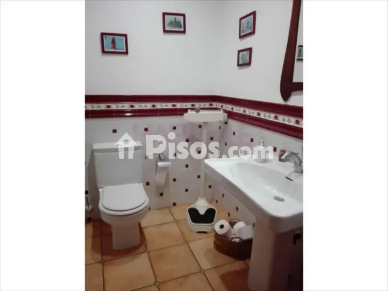 4 magamistoaga maja asukohas ES