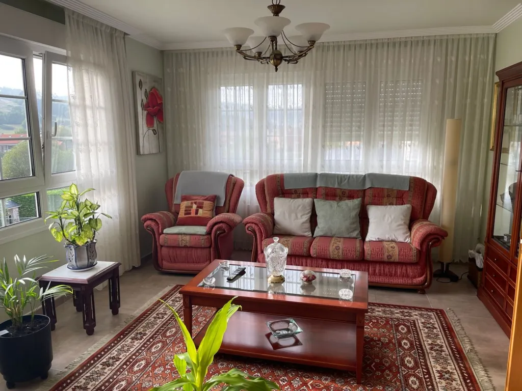 Living Room - Chalet with Large Garden in Barcena de Cicero