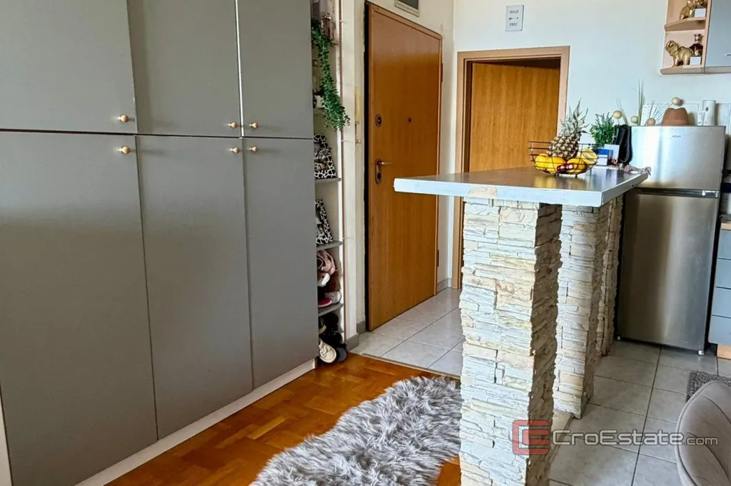 Köök - Apartment with Sea View in Split, Žnjan