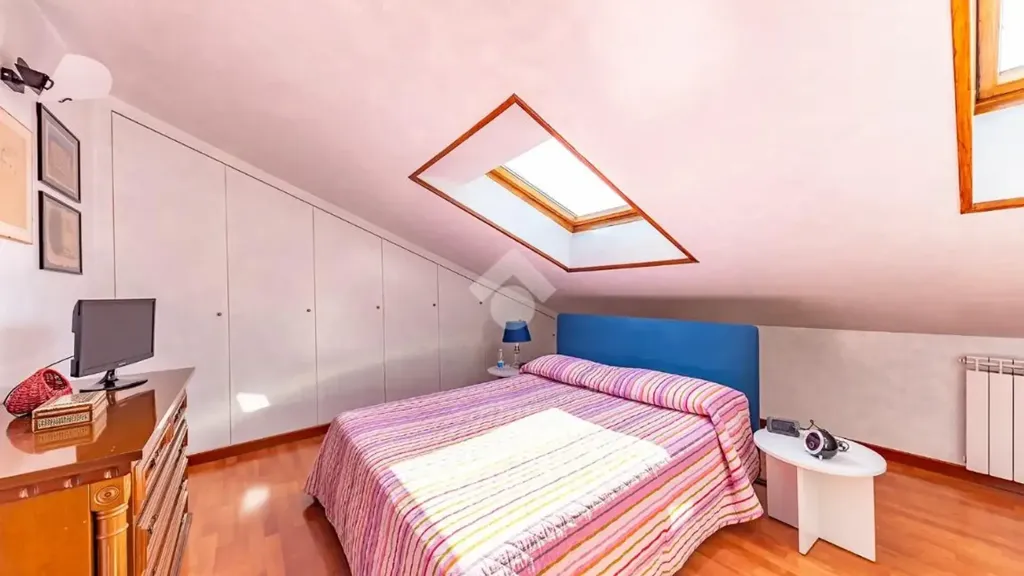 Camere da letto - Trilocale with Balcony in Lainate