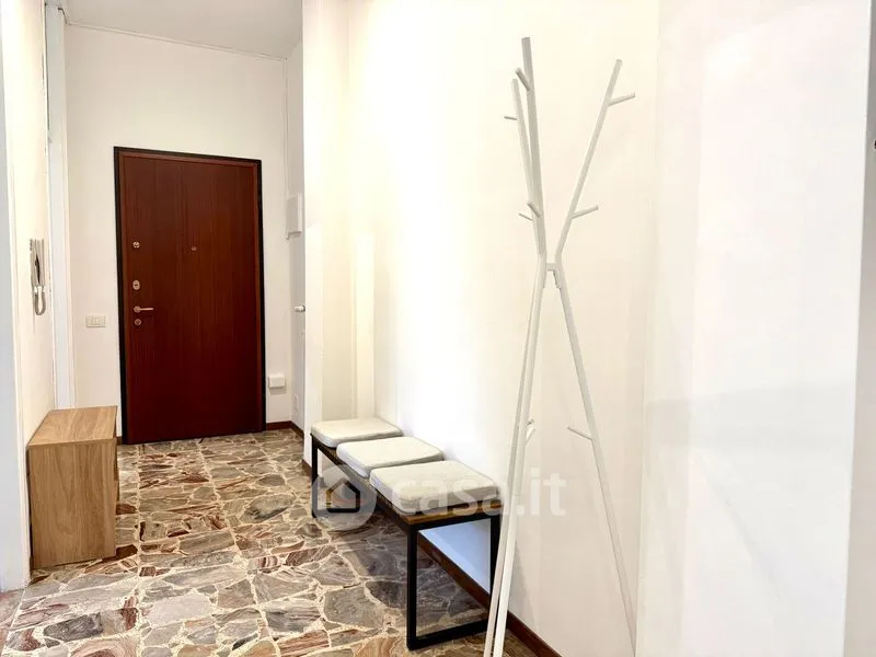 Entrée - Bilocale with University Proximity in Bergamo
