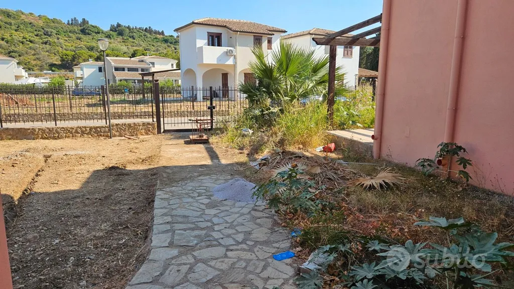 Jardin - Duplex with Private Garden in Gran Mareluna Village