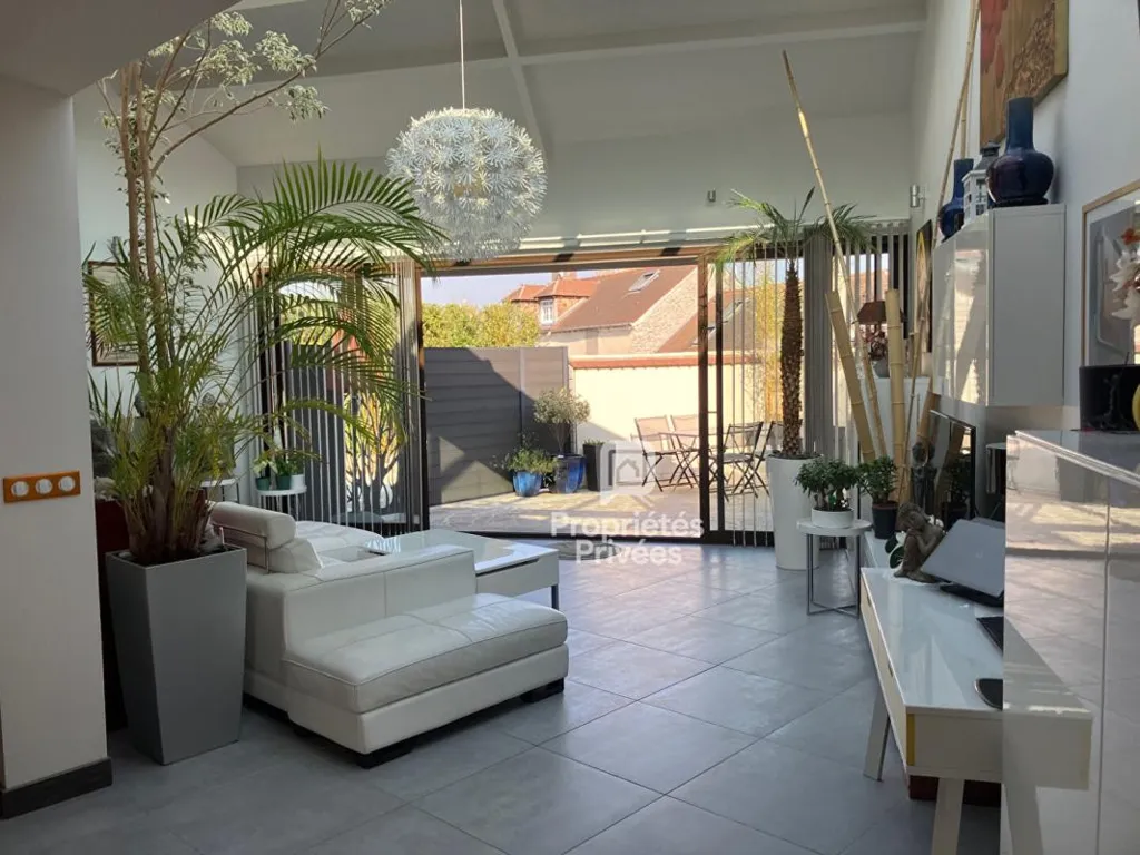 Elutuba - Modern House with Terrace in Thoiry