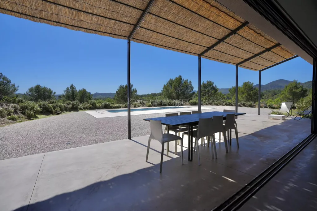 Terrasse - Propriété Viticole avec Maison Moderne et Piscine