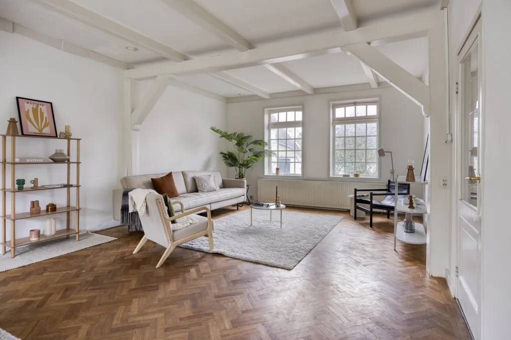 4 magamistoaga maja asukohas Amsterdam