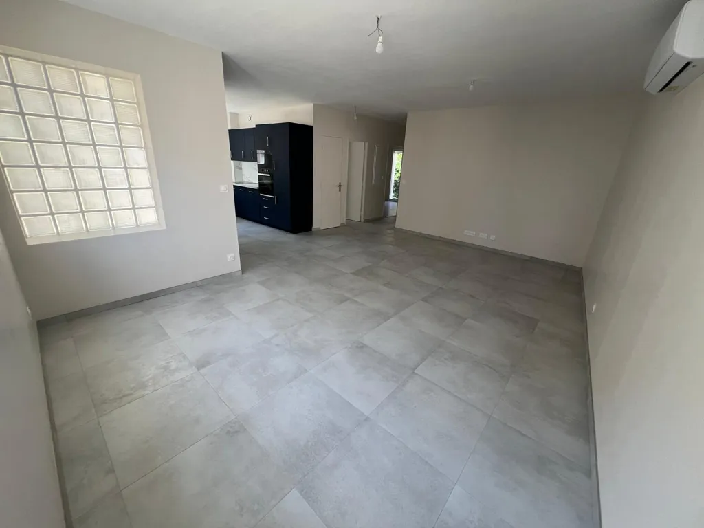 Soggiorno - Luxury Duplex with Garage in Sète Garrigou
