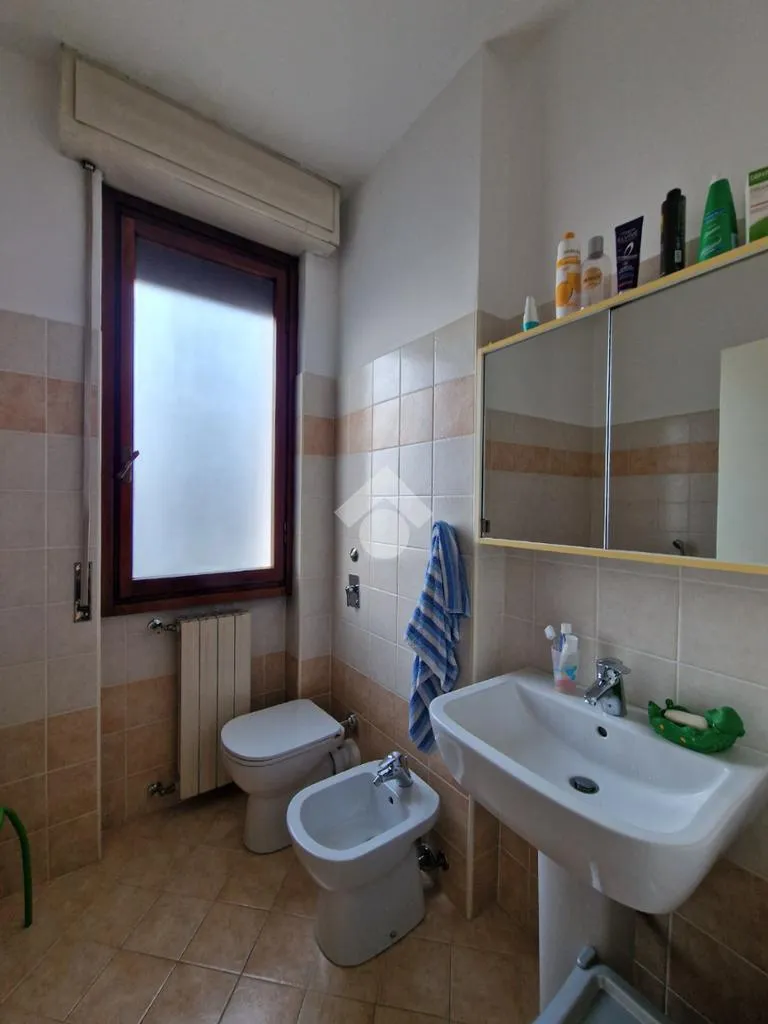 Salles de bain - Five-Bedroom Apartment with Balcony in Milan