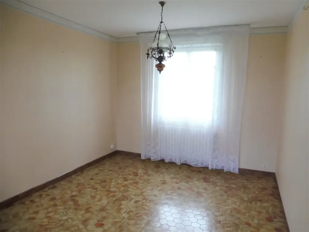 Maison 3 chambres à Caouennec Lanvezeac