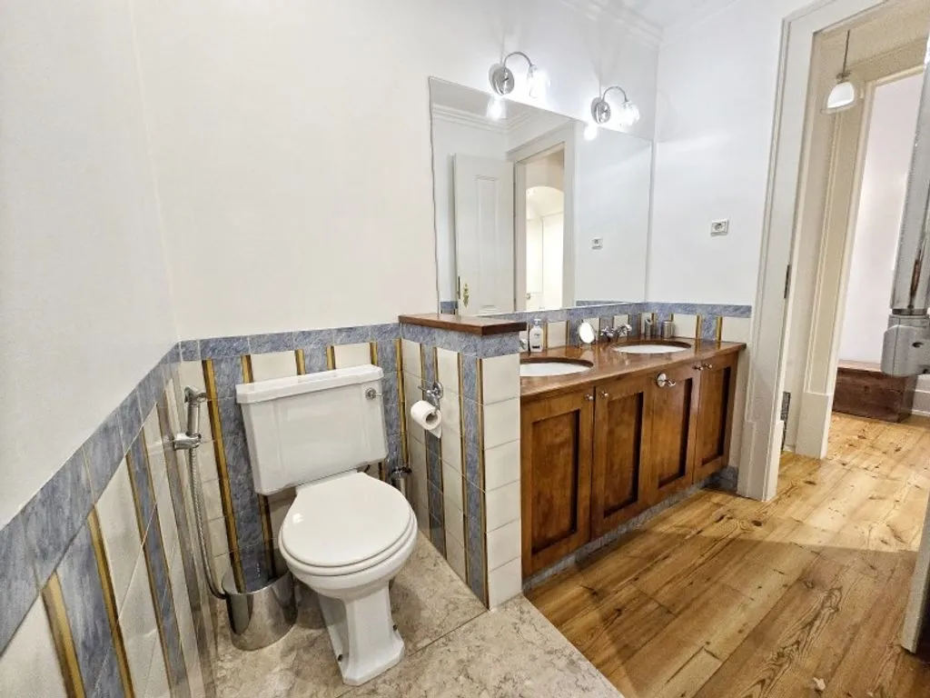 Salles de bain - Renovated Flat in Chiado, Lisbon