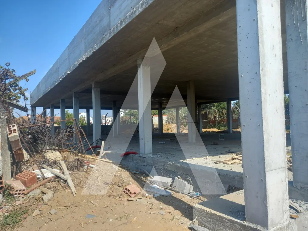 Pièces - Semi-Detached T3+1 with Pool Space in Fernão Ferro