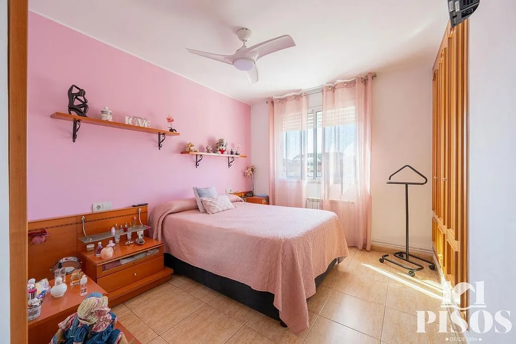 Terraced House with Balcony in Ca n'Oriol