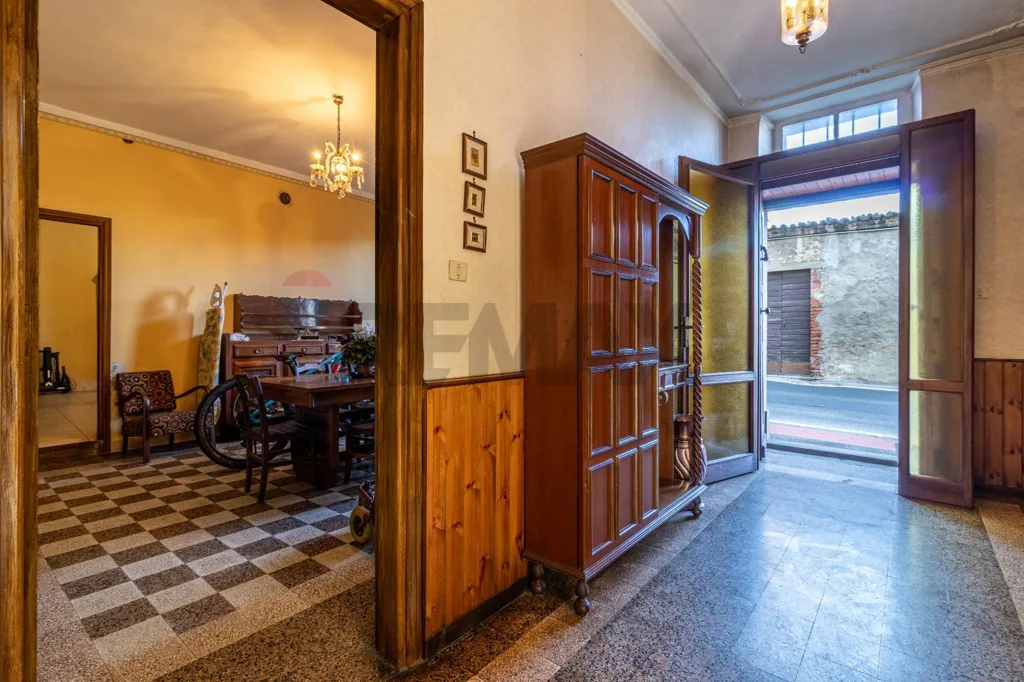 Entrée - Triplex Villa with Garden in Occhieppo Superiore