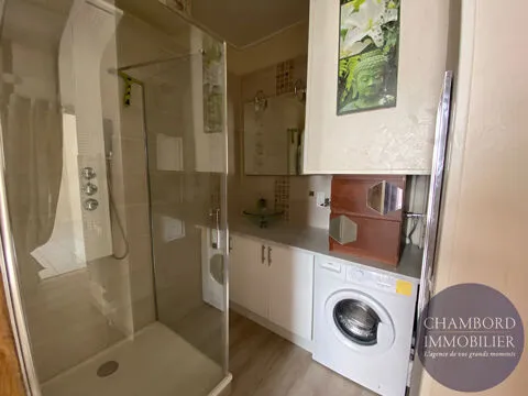 Lavanderia - Bright 2-Bedroom Apartment in Blois Centre