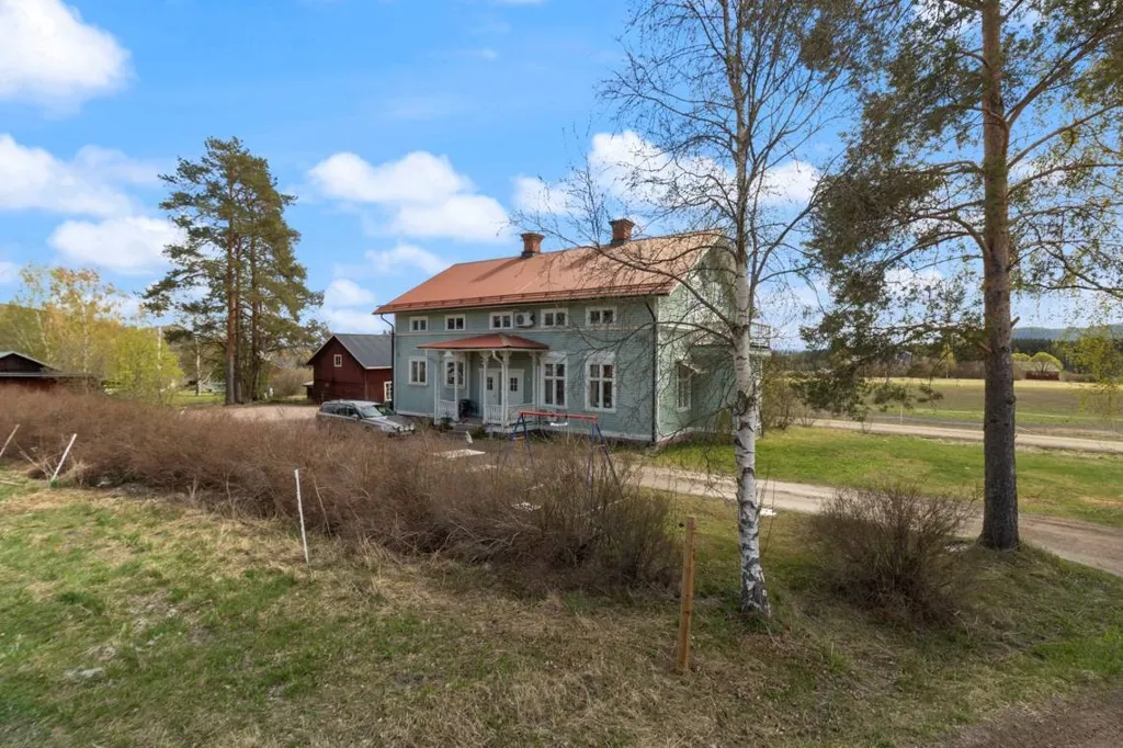 8-toaline maja asukohas Ragunda kommun