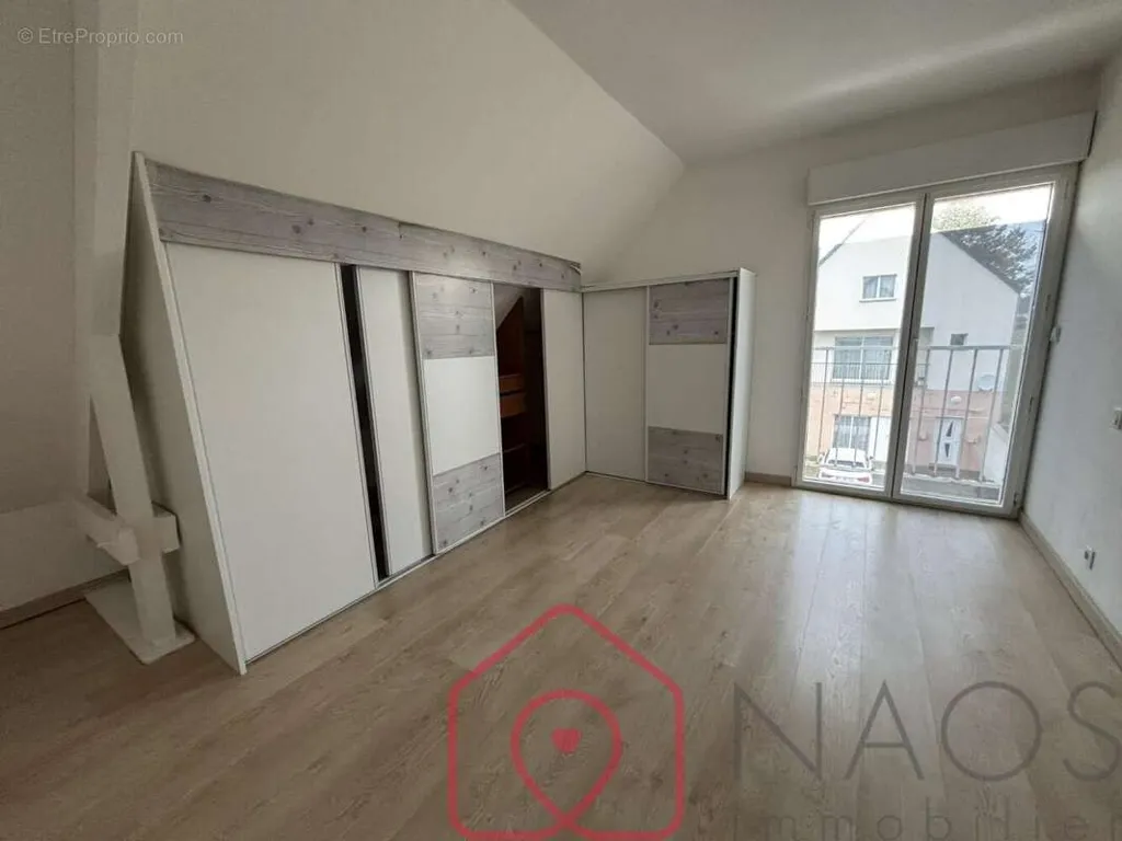 Chambres - Maison Bord de Mer avec Grand Potentiel à 118 m²