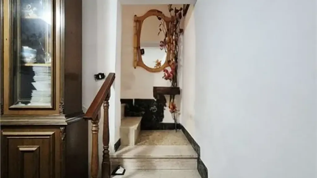 Entrée - Multi-Level Apartment with Terraces in Bucchianico