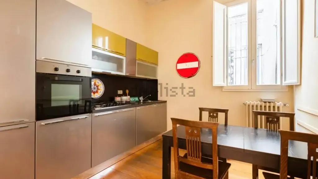 Cuisine - Historic Apartment with Uffizi View in Florence