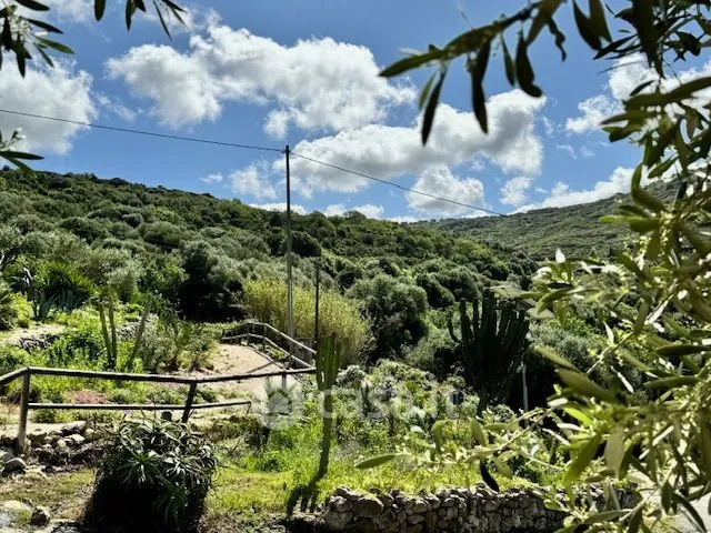 Aed - Rustic Farmhouse with Private Garden in Modolo