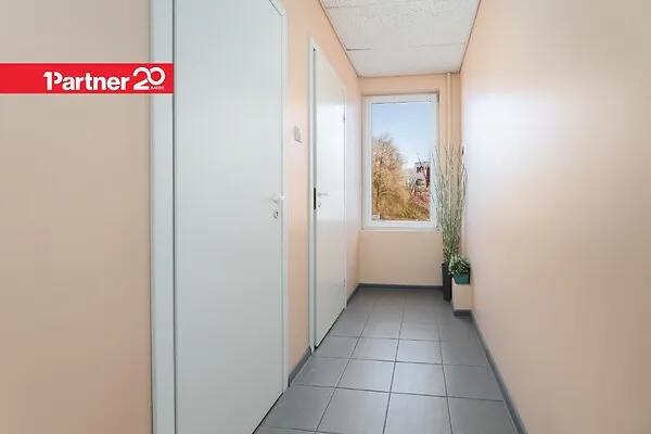 Esik - Ärihoone asukohas Tallinn