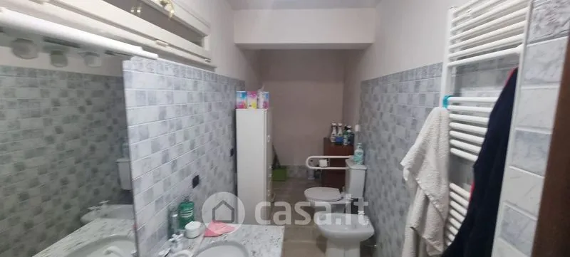 Bathrooms - Spacious Villa with Garden in Montemarano