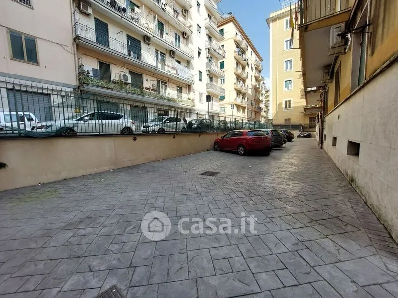 Välivaade - Three-Bedroom Flat with Balcony in Salerno