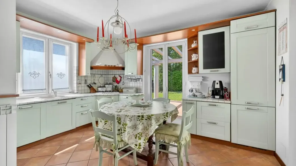 Maison 4 pièces à IT