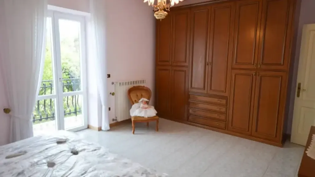 Bedrooms - Multi-Unit Building with Panoramic View in Cariati