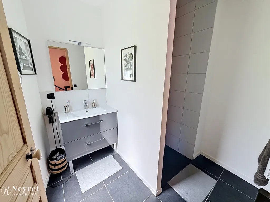 Vannitoad - Renovated Farmhouse with Pool in Valfleury