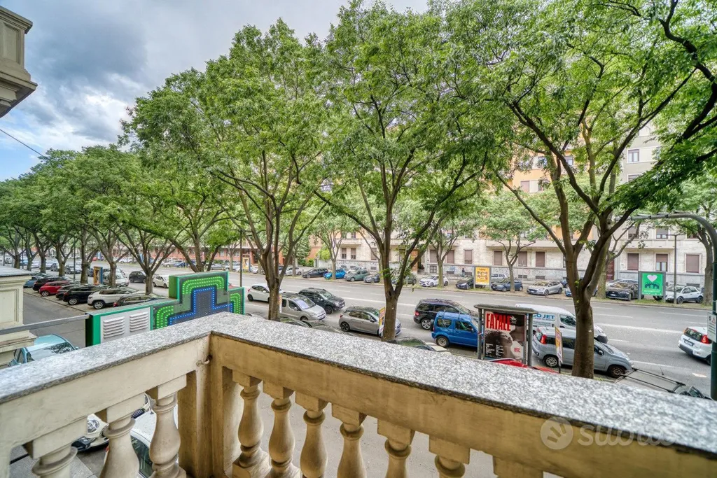 Balcon - Design Flat with Balcony in Turin