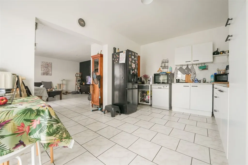 Köök - Apartment with Terrace in Alleur