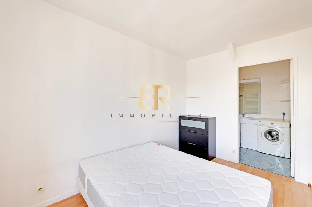 Magamistoad - 3-Piece Apartment with Balcony in Châtillon
