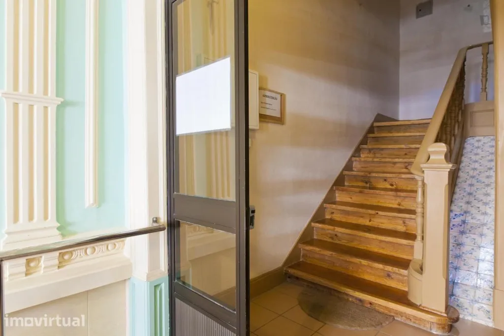 Rooms - Private Room in Arroios, Lisbon