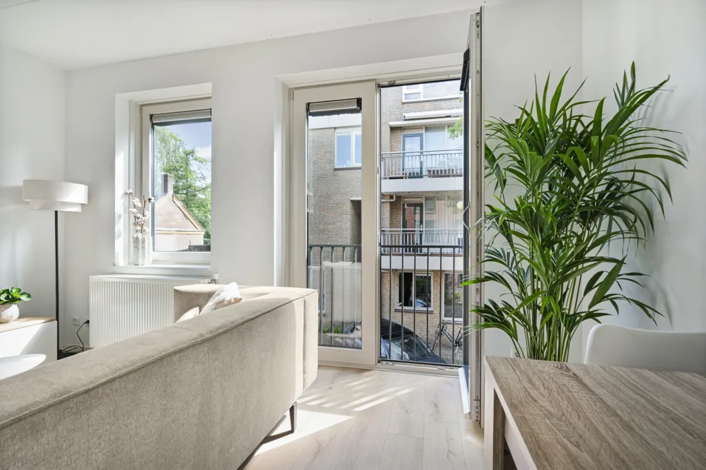 Soggiorno - Modern T2 Apartment with Terrace in Arnhem