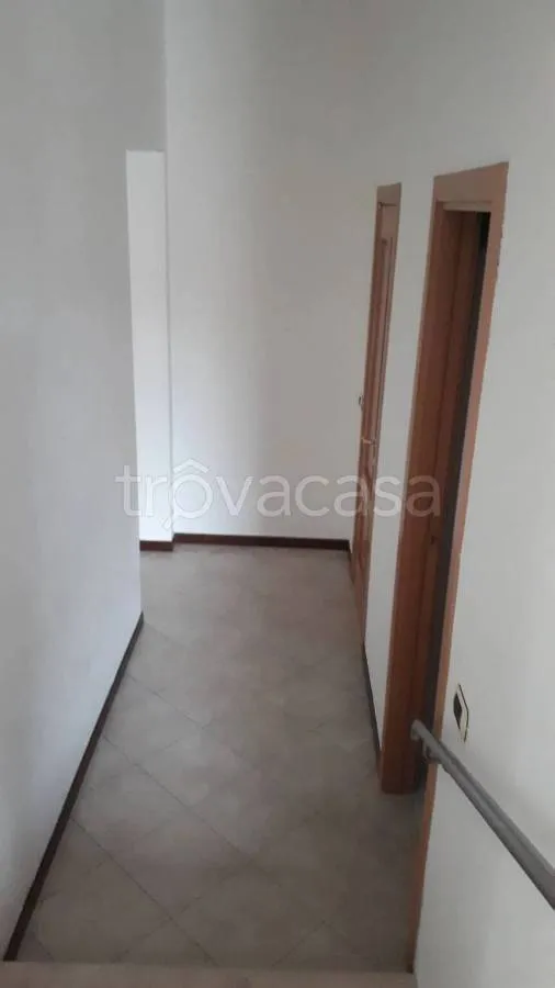 Ingresso - 3-Bed Apartment with Balcony in Millesimo