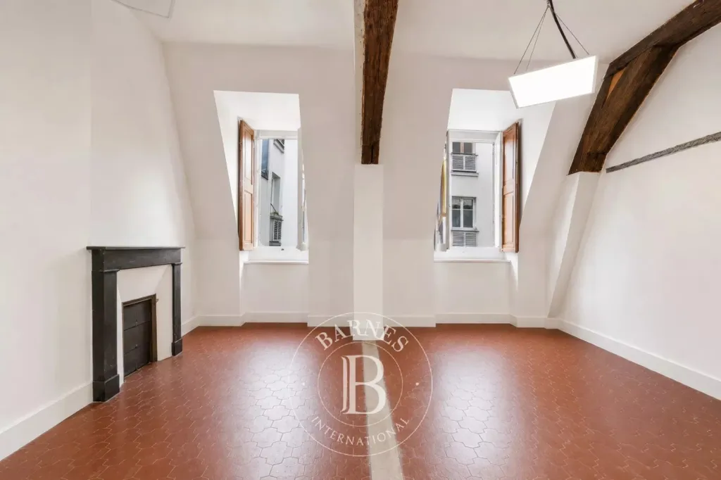Toad - Studio in Central Paris 3rd Arrondissement