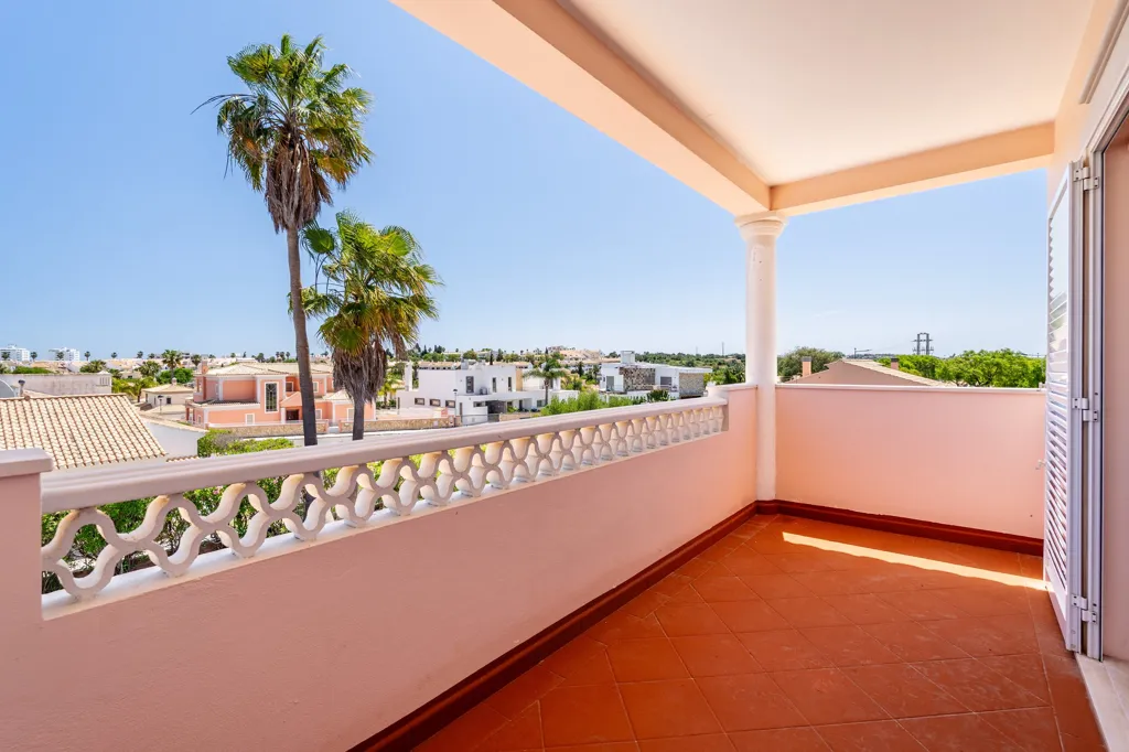 Rõdu - Detached Villa with Pool in Albufeira