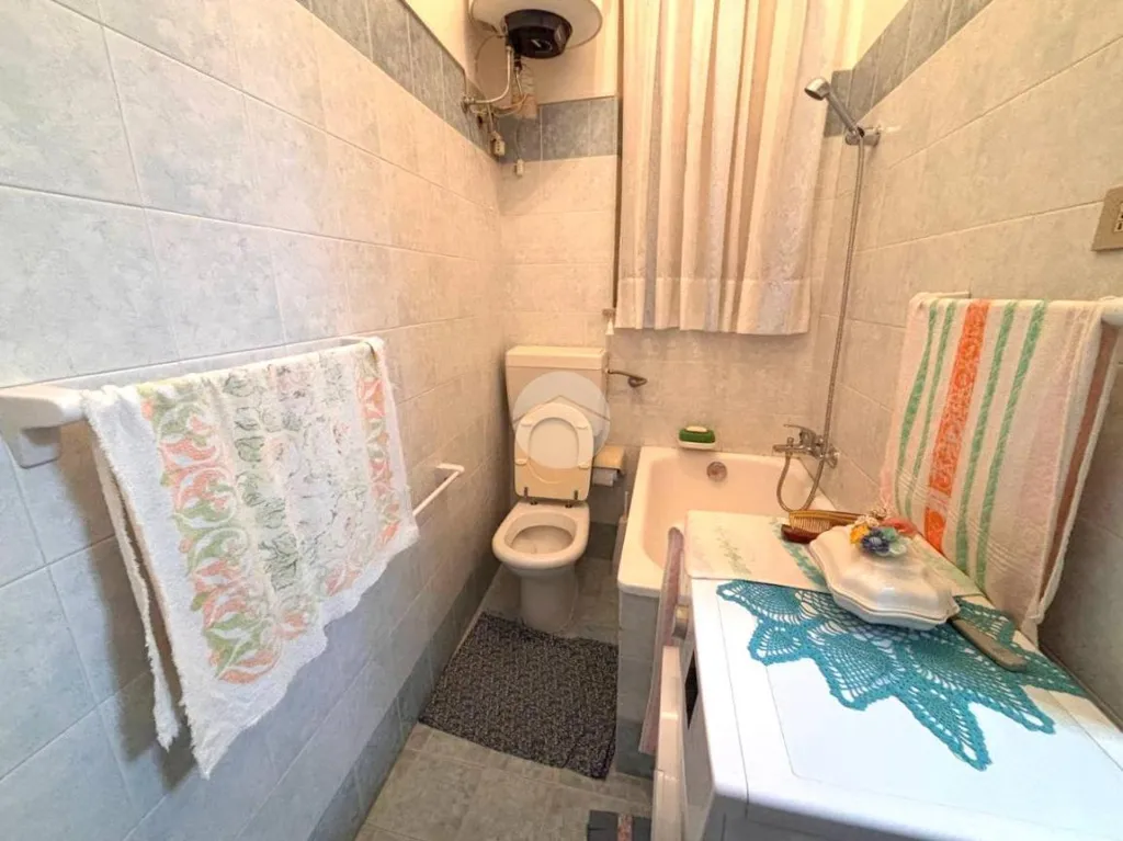 Vannitoad - Twin-Storey Apartment with Balcony in Palermo