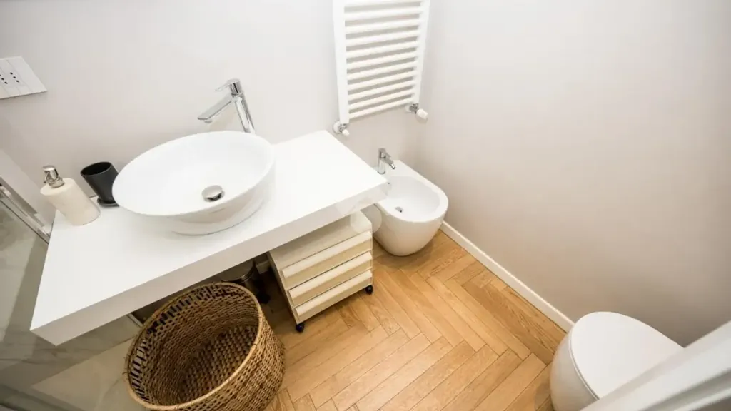 Vannitoad - Elegant Trilocale with Balcony in Milan