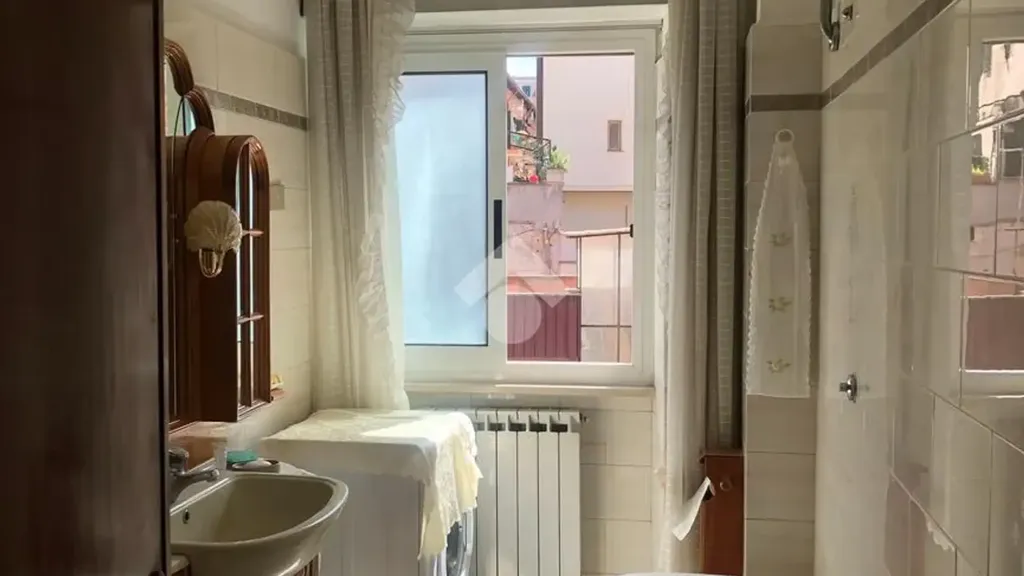 Vannitoad - Spacious Apartment with Balcony in Marino
