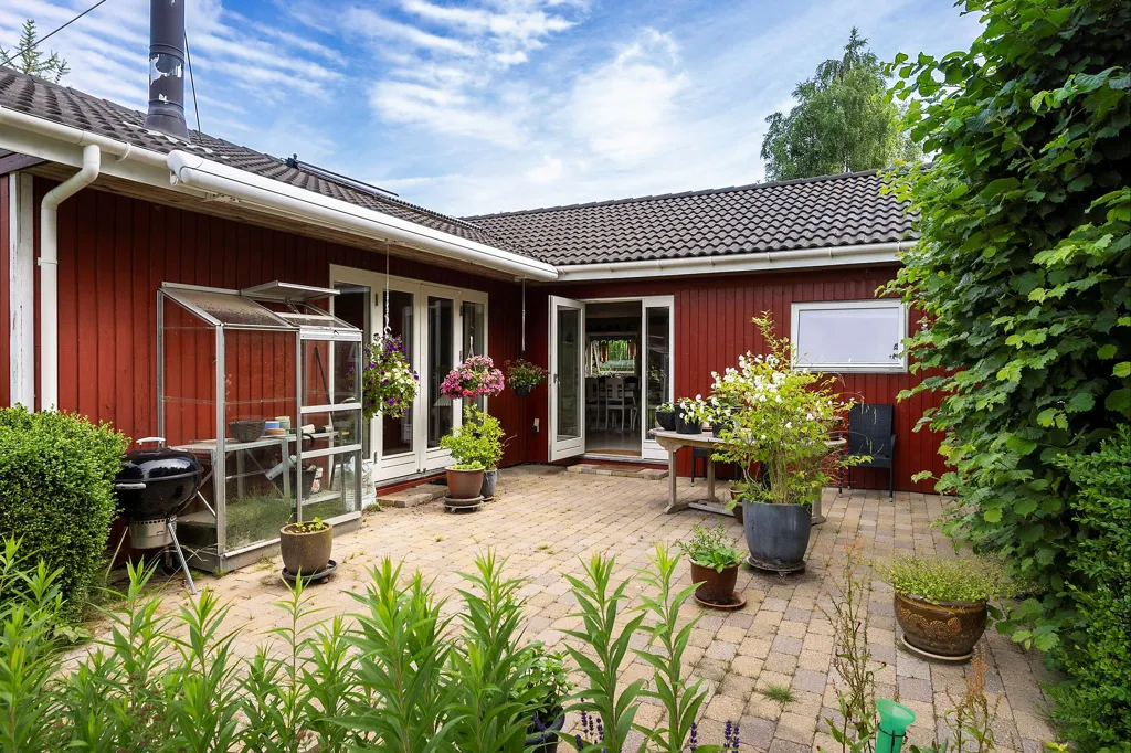 Terrazza - Charming Summerhouse with Garden in Kårup