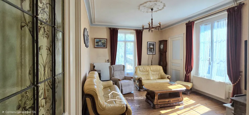 Séjour - Maison de Caractère 19ème Siècle au Centre de Lusignan