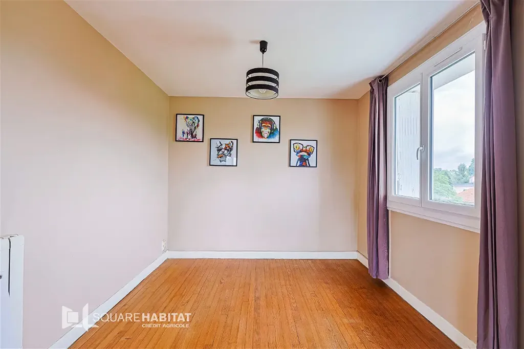 Magamistoad - 5-Piece Apartment with Garage in Pau