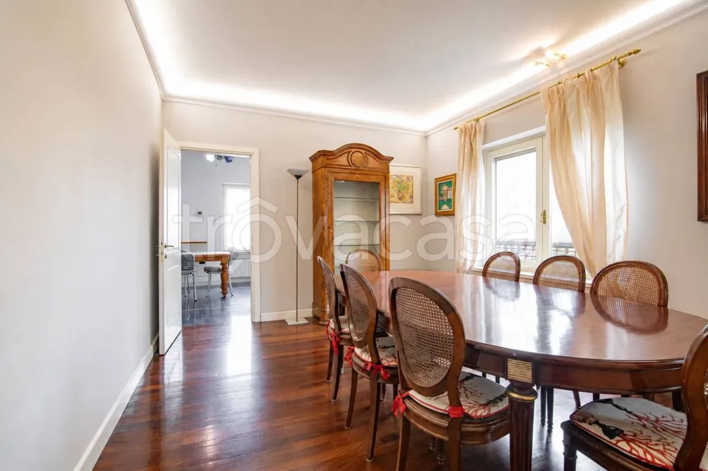 Söögituba - Luxury Villa with Private Park in Cornegliano Laudense