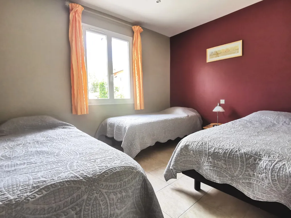 Chambres - Propriété avec 4 Gîtes et Piscine à Béziers