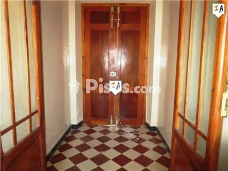 Esik - House with Commercial Space in Mollina